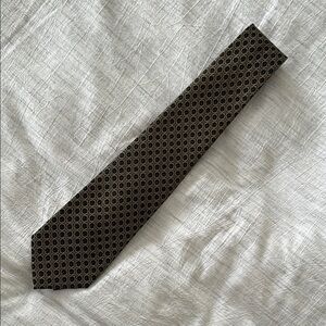 Elegant Black and Gold Men's Tie